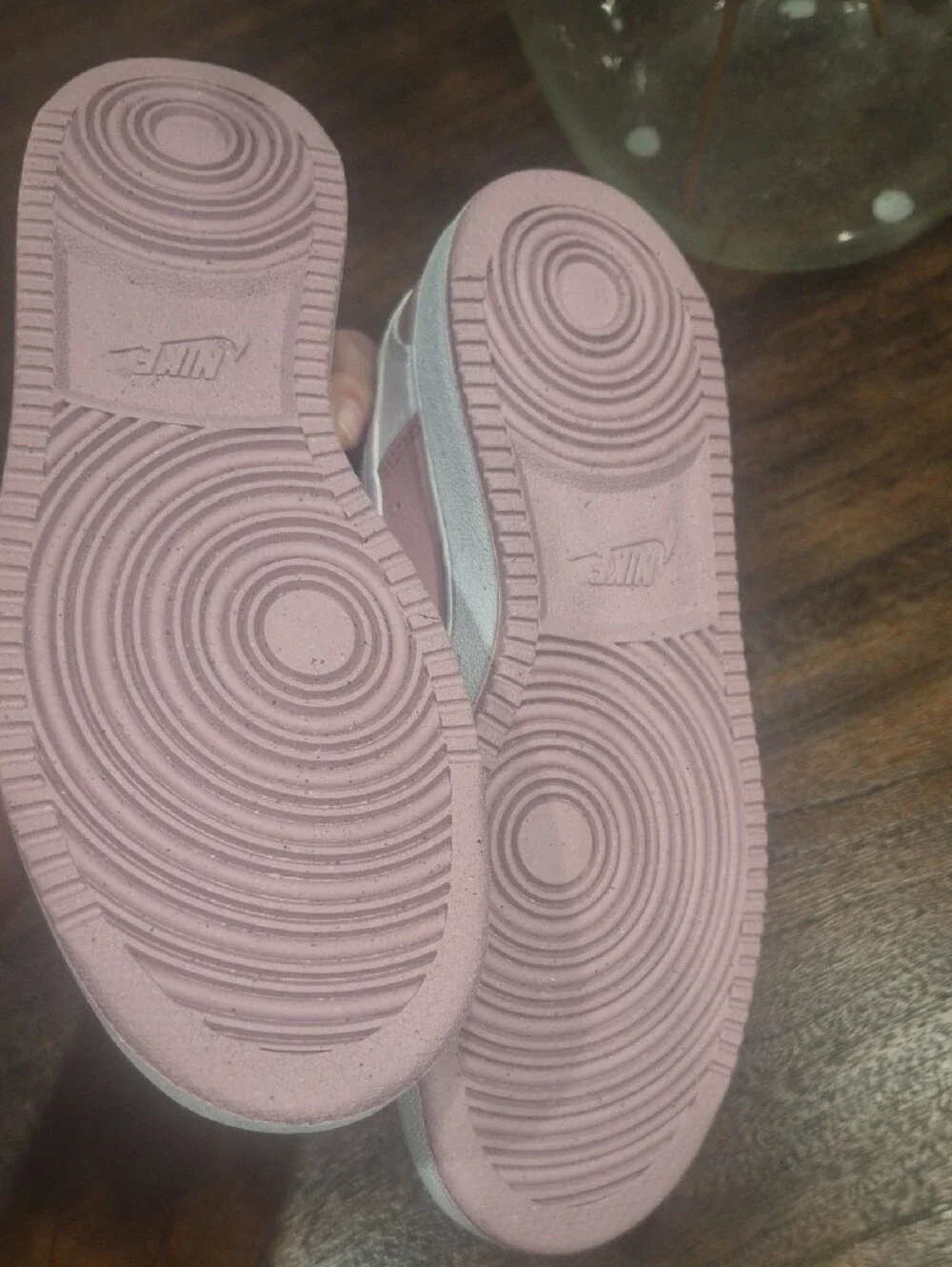 New Nike Women's Court Borough